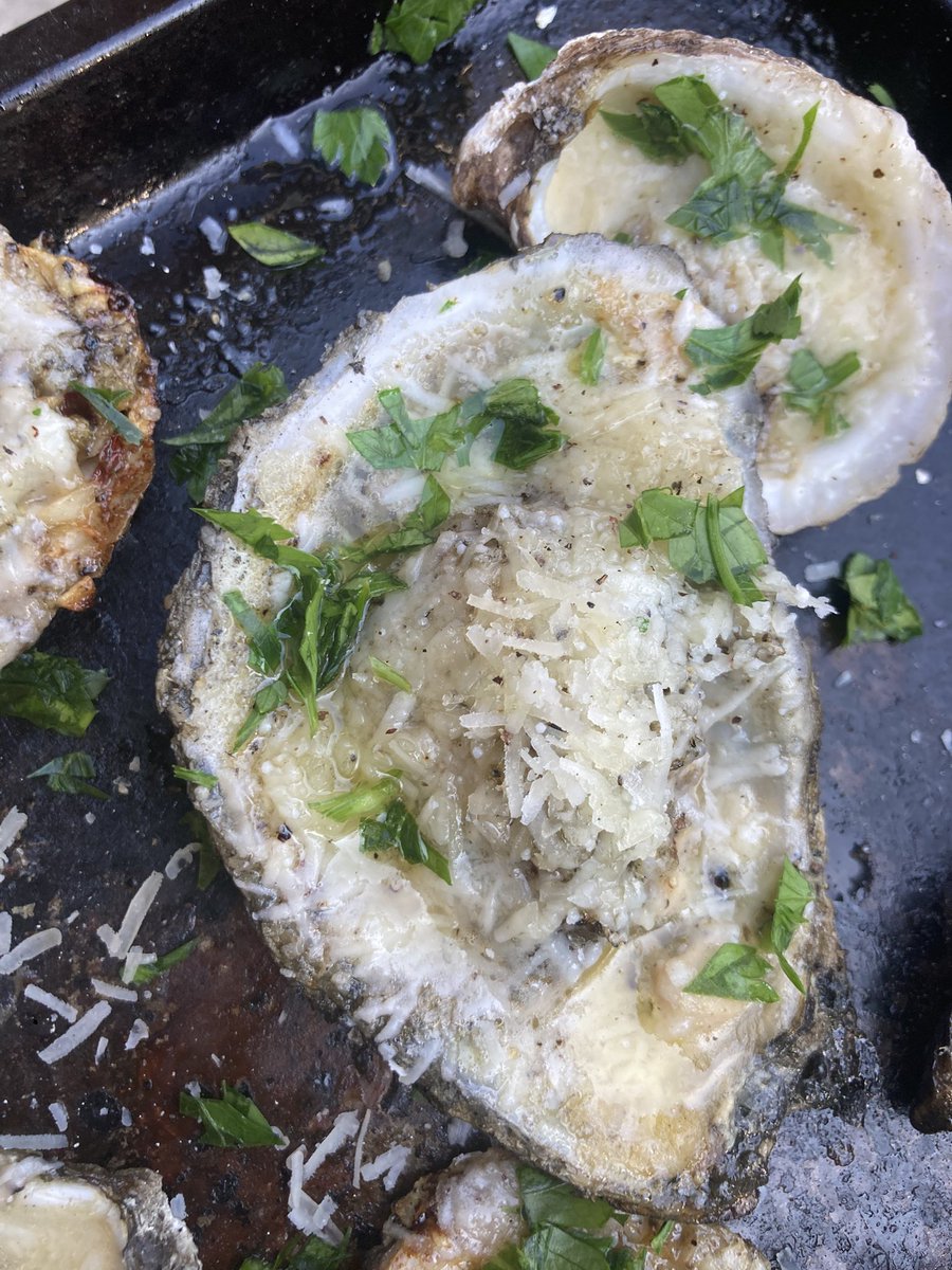 _itsmattman's tweet image. Chargrilled some oysters and I’ll run it back even better next time.