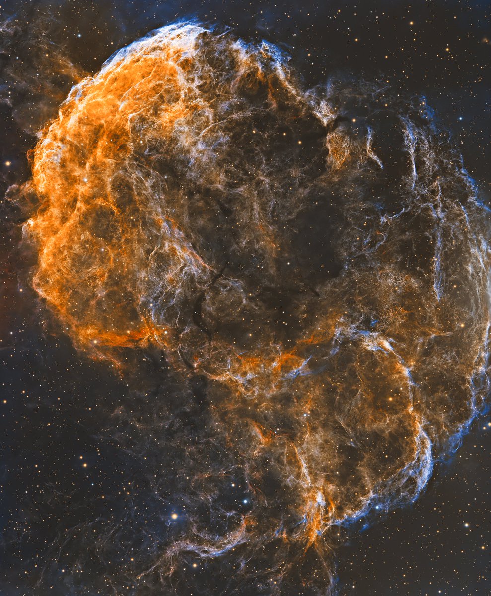 chucksastropho1's tweet image. From my archives - the Jellyfish Nebula (IC  443) - reprocessed    IC  443 is what&apos;s left from a giant star explosion that occurred thousands of years ago.   

Explore Scientific 127MM telescope
ZWO ASI1600MM camera
Astronomik narrowband filters
Detroit