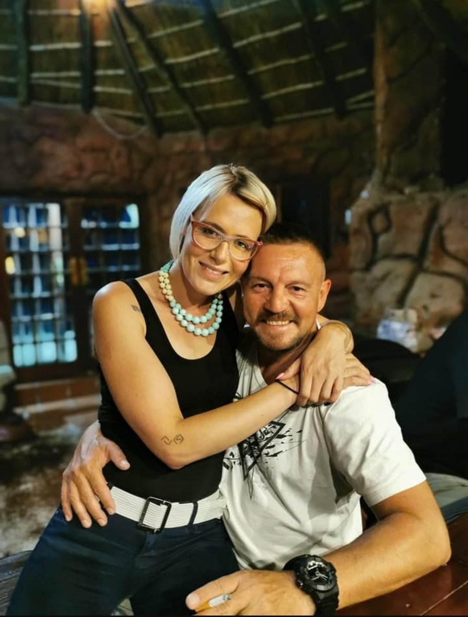 🚨 Another farm murder rocks Kameeldrift-East, Pretoria.

46-year-old Chappies Strydom was shot and killed in his sleep during an attack on his smallholding around 02:30 Monday morning. He leaves behind his wife and four young sons, the eldest just 11.

His wife and children, who