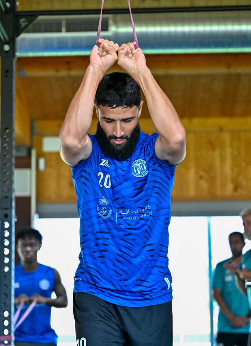 aljazirafc's tweet image. عمل متواصل بعد ودية الأمس 💪
تدريبات قوية لنجوم #فخر_أبوظبي في الصالة الرياضية 🏋️♂️
#نادي_الجزيرة #معسكر_الجزيرة