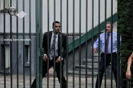Radar360_ar's tweet image. موجة غضب عالمي تُحاصر سفارات مصر في16دولة: مطالبات بفتح معبر رفح وفكّ حصار غزة
رادار360| تقرير
تتسع رقعةُ الغضب الشعبي العالمي تجاه نظام الرئيس المصري عبد الفتاح السيسي، وسط اتهامات لسلطاته بالتواطؤ مع الاحتلال الإسرائيلي في حصارٍ يرقى إلى جريمة إبادة جماعية حيث شهدت الأيام…