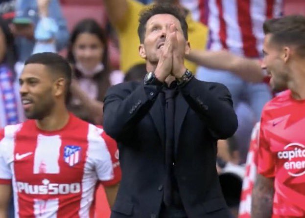 w0_aco's tweet photo. @atletiuniverse @medinamarca @marca I prayed for times Like this https://t.co/VBrC8KBAd1