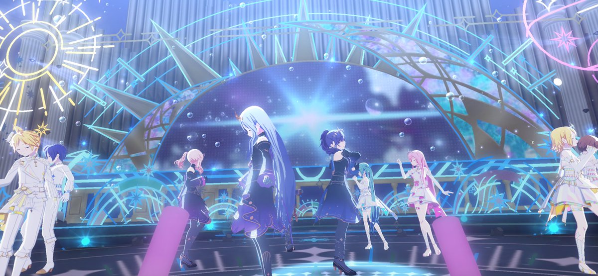 プロセカハマりたてでタイミングよく来た初コネクトライブ！しかもニーゴ！！
振りとか演出とかもフルで観られて贅沢すぎる時間で感無量…
ニーゴミクは歌わないのかな、、って思ってたらとんでもないのが用意されてた。。

#コネクトライブ