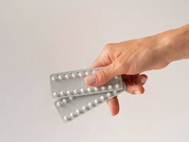 roberta_bastoss's tweet image. Os EUA vão queimar milhões em anticoncepcionais que seriam doados a países pobres.
Mais de US$ 9,7 milhões em pílulas, implantes e DIUs com validade até 2031 estão sendo incinerados por decisão política.
Esses produtos estavam prontos para embarcar para países da África, mas…