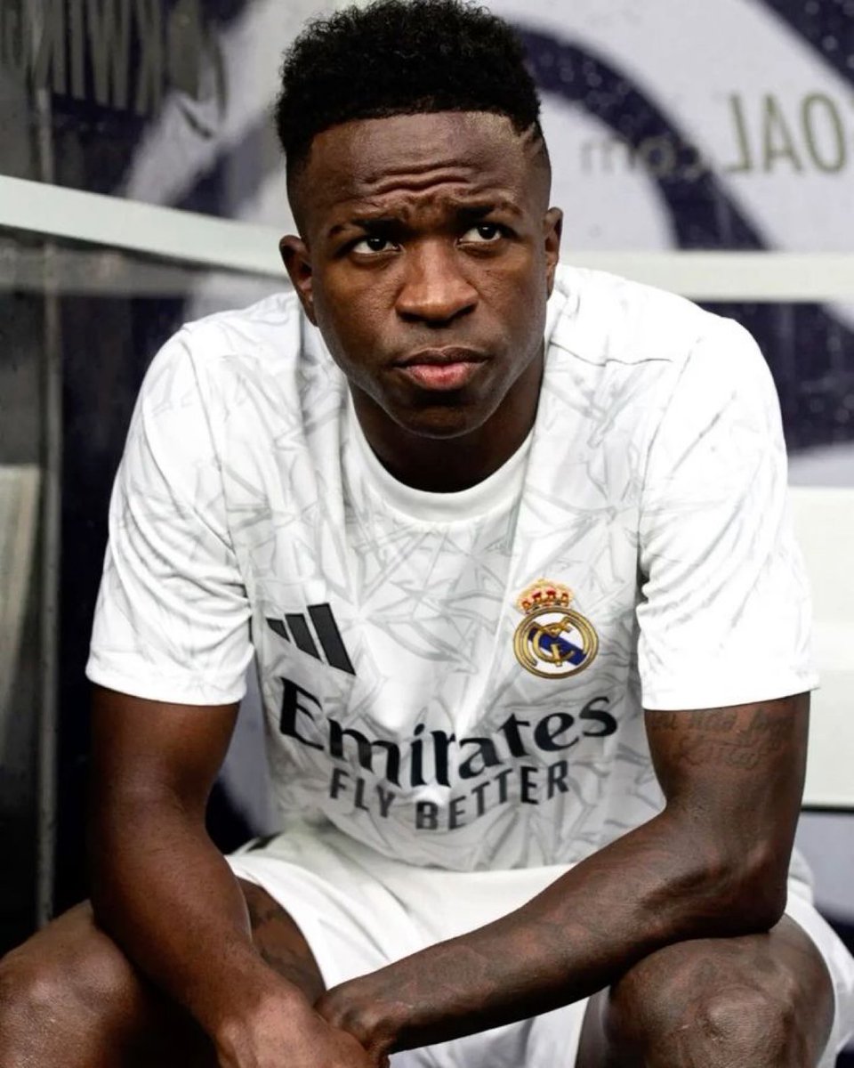 🚨‼️¡ÚLTIMA HORA! Vinicius Jr ha RECHAZADO la oferta de renovación del Madrid porque no sabe leer

vía <a href="/marca/">MARCA</a>