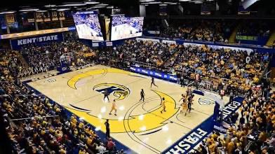 DikembeShaw's tweet image. After a great conversation with Rob
Senderoff I am blessed to receive an offer from Kent State University.
@CPBulldogHoops @IndianaElitelE