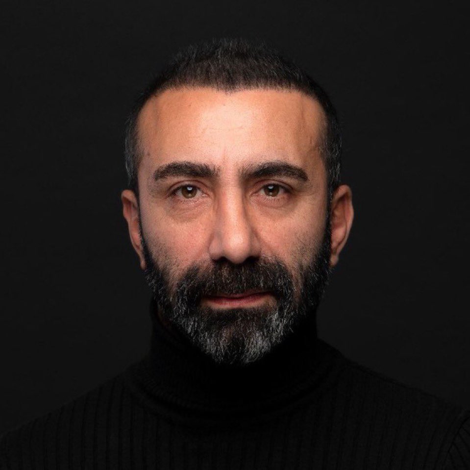 • Oyuncu Metin Yıldız 👇🏾

“Recep Tayyip Erdoğan’dan başka  bu ülkeyi yönetebilecek bir lider görmüyorum…” 👏