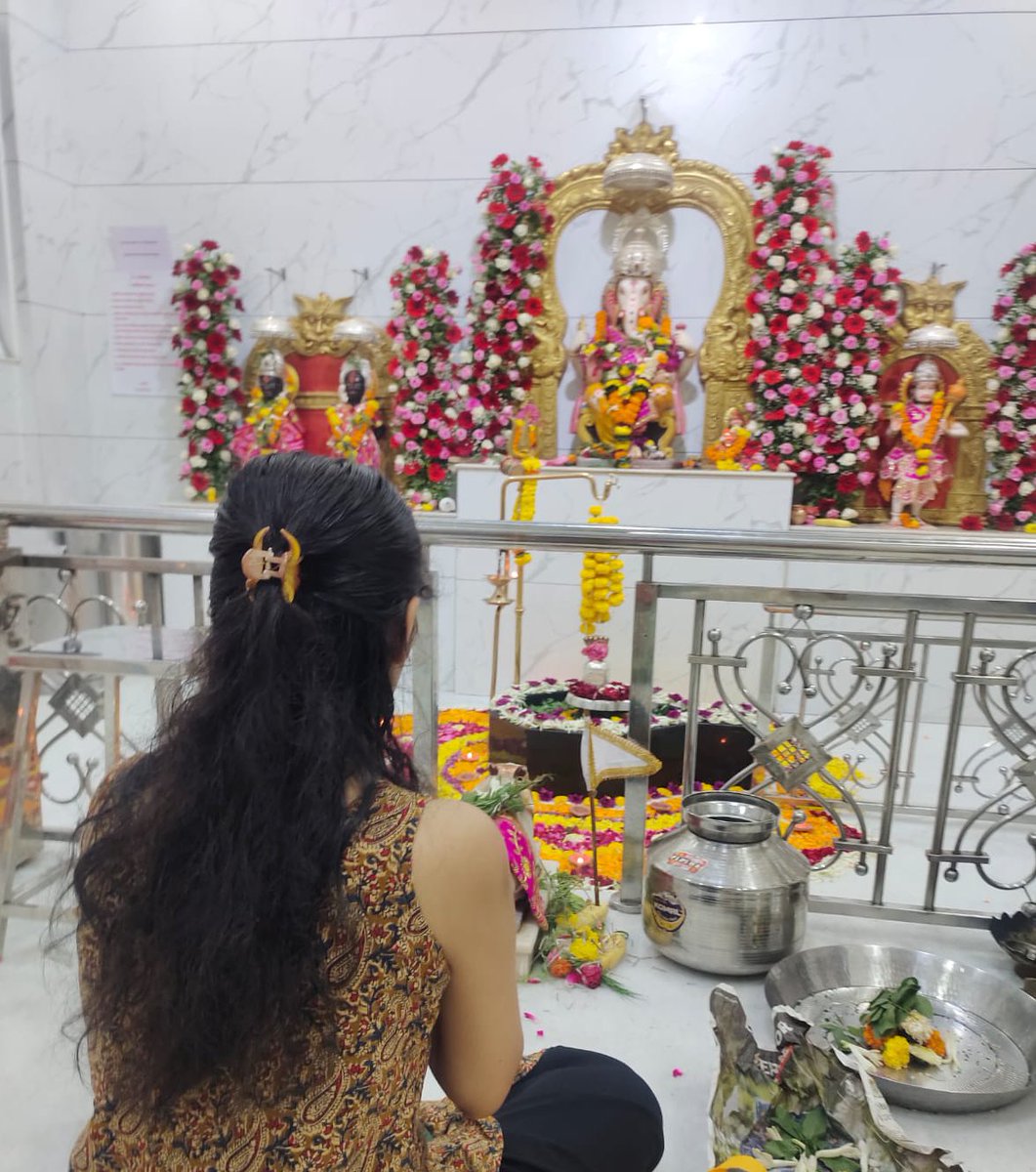 cfcedithh's tweet image. 🔱🕉️🌸💕