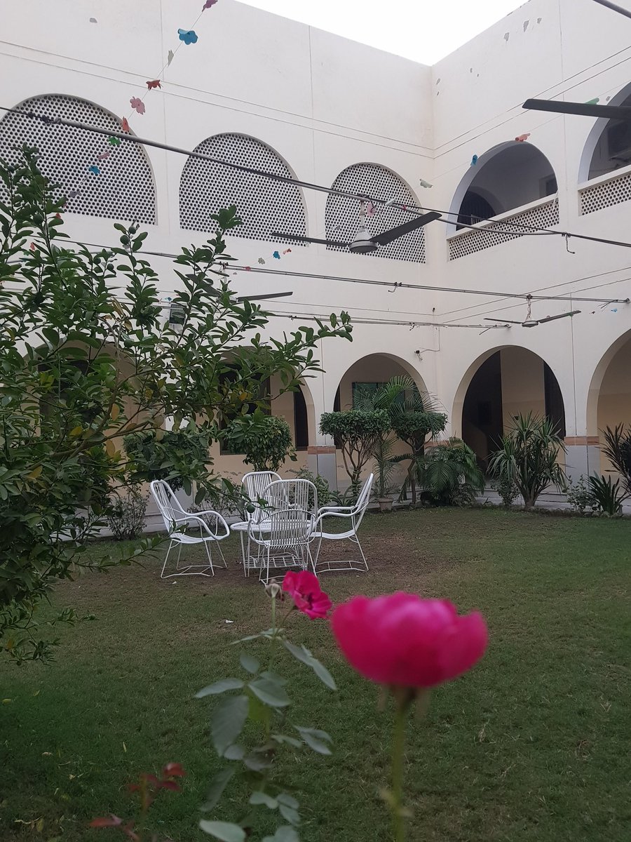 sameenasaeed's tweet photo. السلام علیکم ورحمتہ اللہ وبرکتہ  کافی دنوں کے بعد اج xپر ائی ھوں کیسے ھین اپ سب https://t.co/pEFImugMMN