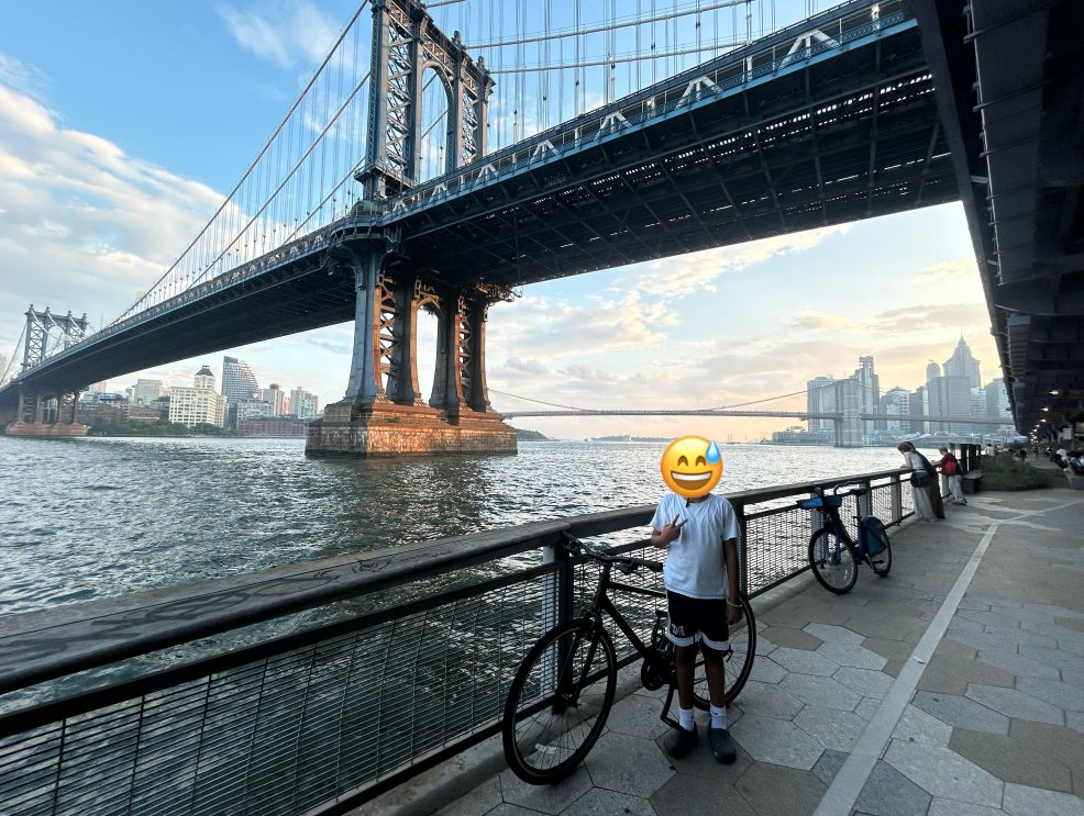 carl_cervone's tweet image. Biked 42 miles across NYC this weekend, mostly along the Manhattan Waterfront Greenway. There are some extraordinary sections. I can&apos;t wait for them to complete the whole thing!

That said, there are significant parts that are still under construction, with terrible signage and…