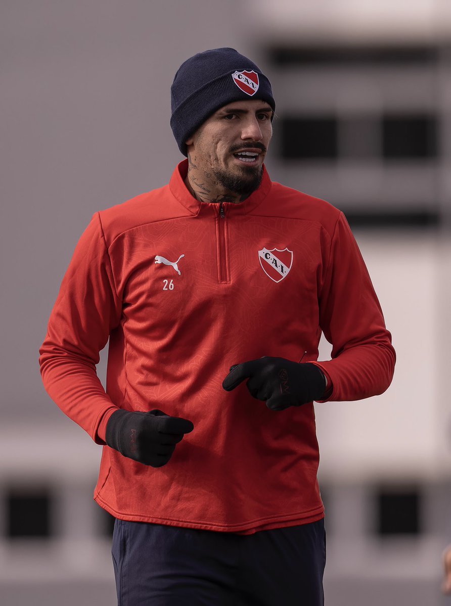 Store_CAI's tweet image. Los guantes, la opción ideal en invierno 😎

Su confección de alta calidad, ayuda a mantener las manos secas y cómodas con el ajuste perfecto. 

Cuenta con última tecnología táctil que permite compatibilidad con dispositivos móviles sin quitártelos. 
independientestore.com.ar