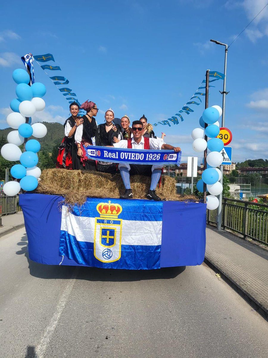 RealOviedo's tweet image. ๐๐ข๐ฏ๐ ๐๐ฅ ๐๐จ๐ฅ๐ฅ๐ฎ ๐ฒ ๐๐ ๐๐๐ซ๐ฎ๐ฒ๐๐ฅ.
๐๐ป Muchas gracias Arriondas por tenernos presentes en un dรญa tan importante para vosotros. ยกOrgullo de Asturias! ๐
#RealOviedo ๐ตโช๏ธ