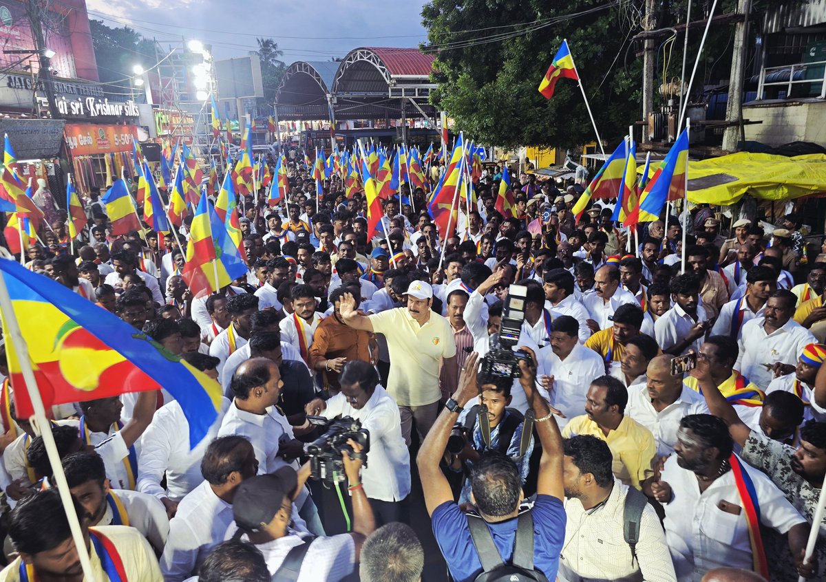 draramadoss's tweet image. "உரிமை மீட்க… தலைமுறை காக்க’" பயணத்தில், அம்பத்தூரில் பங்கேற்று உரையாற்றிய போது..! #உரிமைமீட்க | #தலைமுறைகாக்க