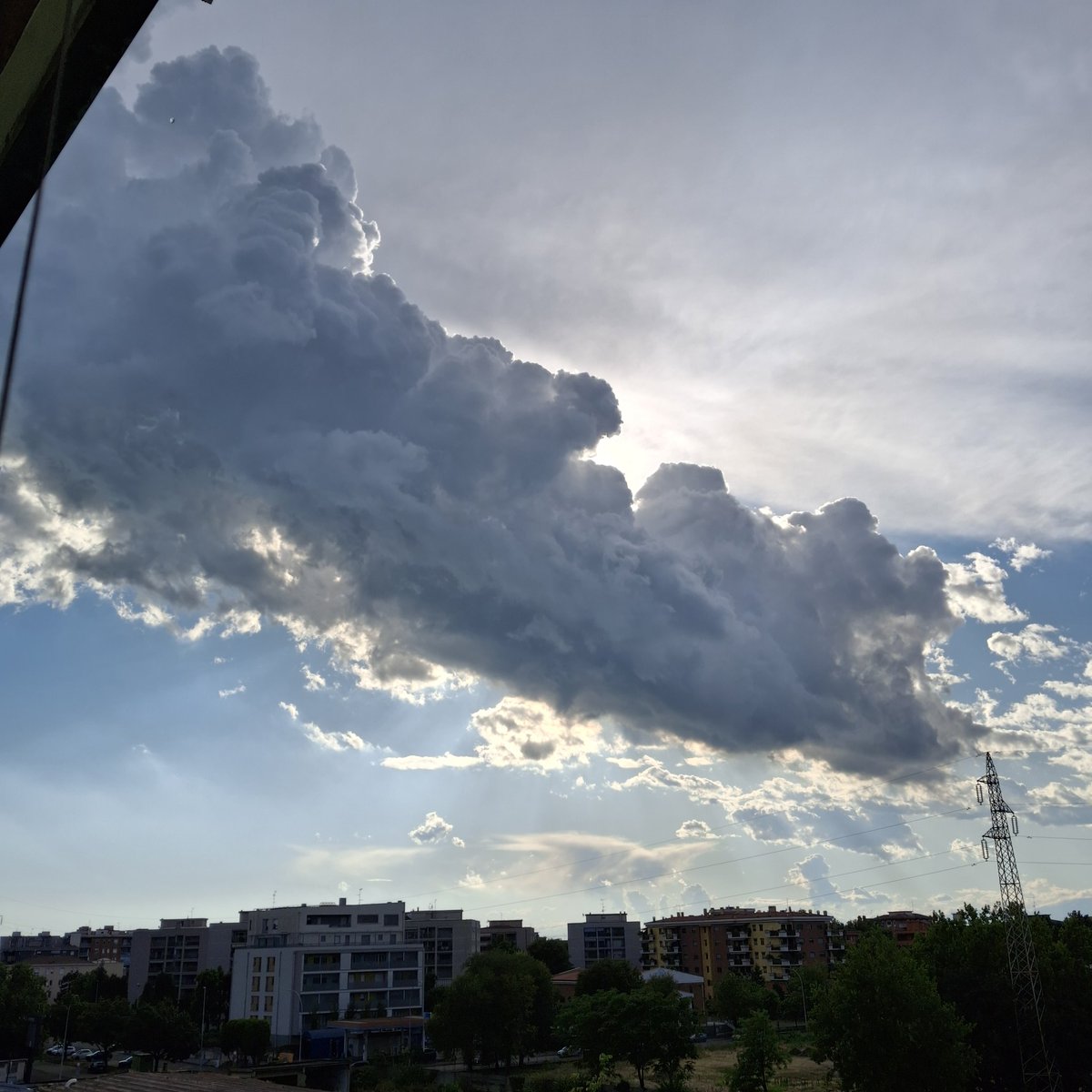 Drago nel cielo 😱😱😱🐲🐉