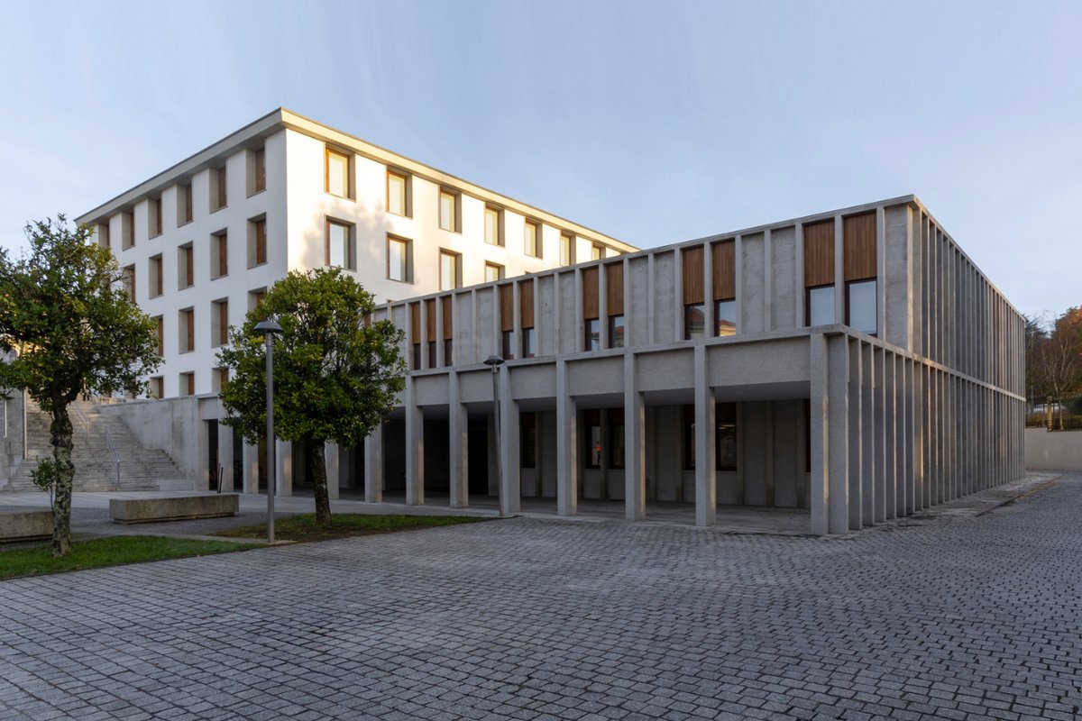 retokommerling's tweet image. #Proyectos _
Reforma de la envolvente del edificio de Espellos a cargo de Díaz y Díaz Arquitectos.
Fotografías: Juan Rodríguez.
#Arquitectura #Architecture