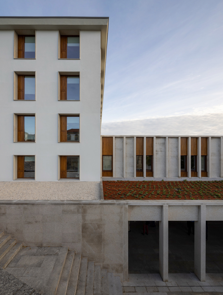 retokommerling's tweet image. #Proyectos _
Reforma de la envolvente del edificio de Espellos a cargo de Díaz y Díaz Arquitectos.
Fotografías: Juan Rodríguez.
#Arquitectura #Architecture