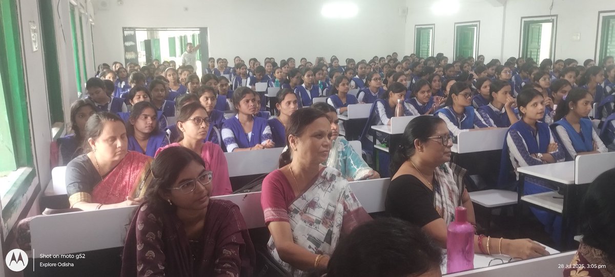 Laxmi Narayan Boxi tweet media