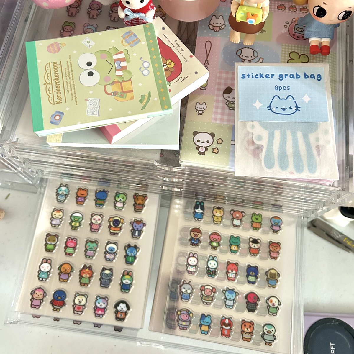 pixieeeshop's tweet image. my animal crossing villager stickers are on sale 🥰