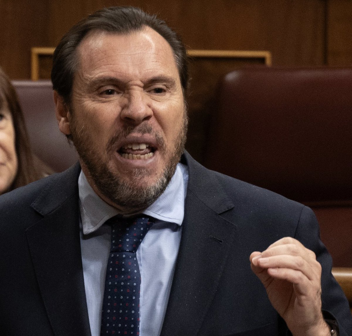 Spain’s Transport Minister, Óscar Puente, thought it was OK to call a group of French Jewish teens “Israeli brats” after they were kicked off a @Vueling flight. He's deleted the post. Too late. The truth is out. This wasn’t a gaffe—it’s hate, pure antisemitism, from a Spanish