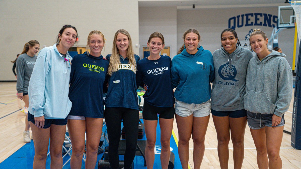 2025 Summer volleyball camps ➡️ success 👑

HUGE shoutout to all our campers for coming out and learning from us! We can’t wait to see you in the stands this season. 

#RoyalsRise | #QUeenCity | #CLT