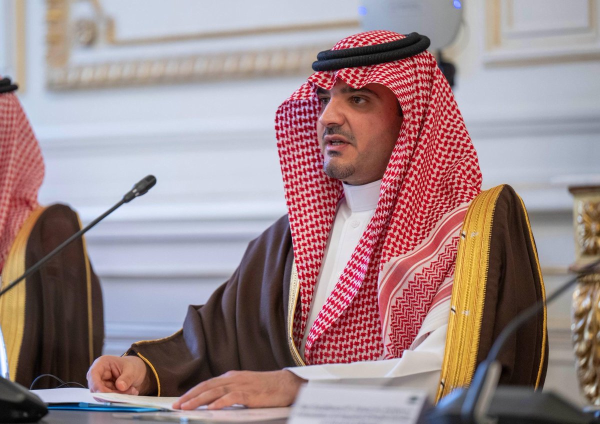 AlRiyadh's tweet image. سمو وزير #الداخلية يلتقي نظيره #الفرنسي في #باريس ويوقّع وثيقة تعاون لتعزيز الشراكة الأمنية بين البلدين

alriyadh.com/2143345
#جريدة_الرياض