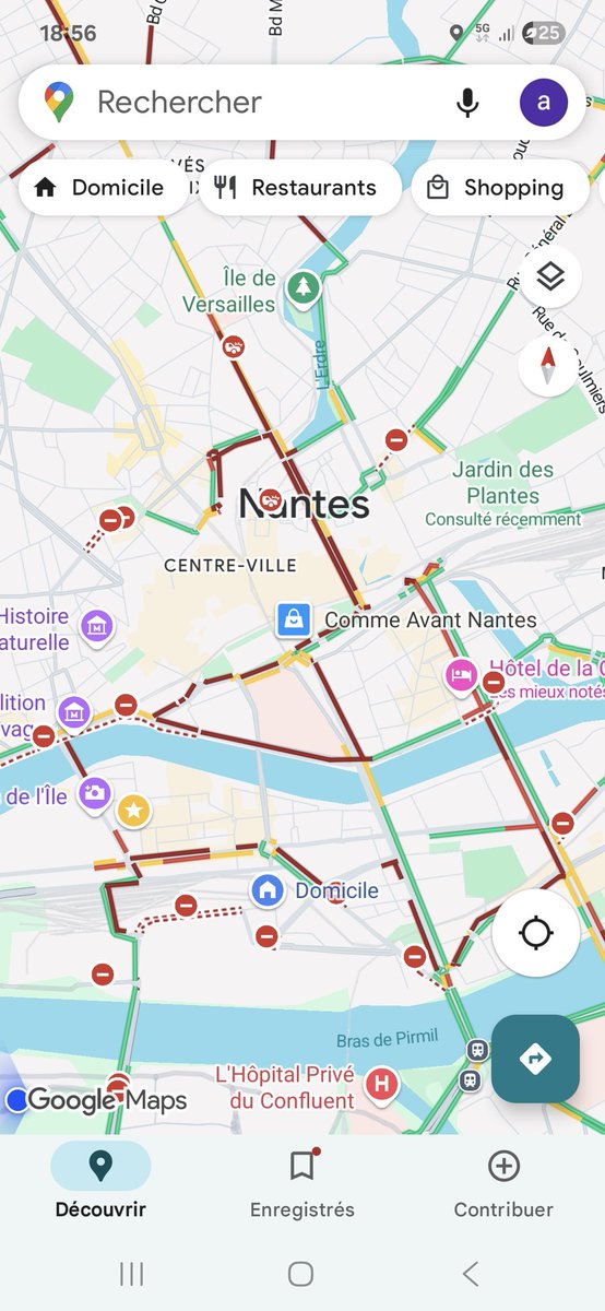 tantannte's tweet image. Fermeture de Cheviré, travaux dantesque dans le centre ville, résultat la ville est saturée ce soir. Respirez à plein poumon et remerciez @Johanna_Rolland et ses potes @EELVNantes 🤮🤮