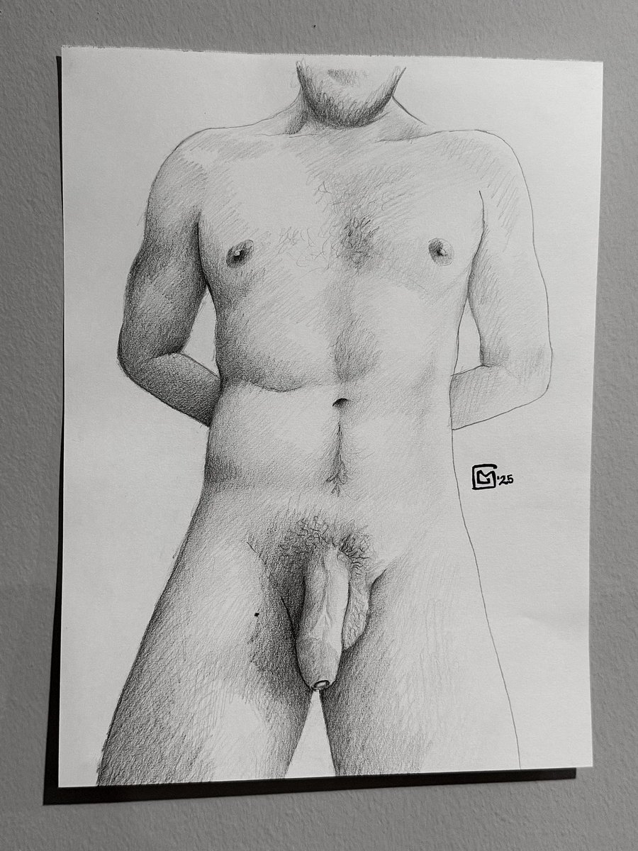 Time to get some drawings done, remember if you wanna be drawn DM me or RT