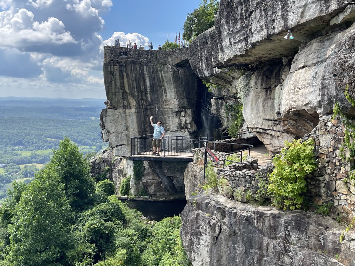 See Rock City.
