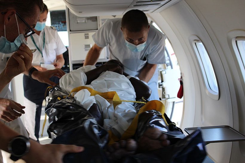 Dr. Yannick Neuder (@yannickneuder) on Twitter photo EVASAN Ă  #Mayotte : une nouvelle organisation au service des patients.
Un guichet unique ouvre dĂšs aujourdâhui pour amĂ©liorer la prise en charge des assurĂ©s sociaux lors des transferts sanitaires programmĂ©s.
đŻ Objectif : un accĂšs Ă©quitable aux soins pour tous. EVASAN Ă  #Mayotte : une nouvelle organisation au service des patients.
Un guichet unique ouvre dĂšs aujourdâhui pour amĂ©liorer la prise en charge des assurĂ©s sociaux lors des transferts sanitaires programmĂ©s.
đŻ Objectif : un accĂšs Ă©quitable aux soins pour tous.