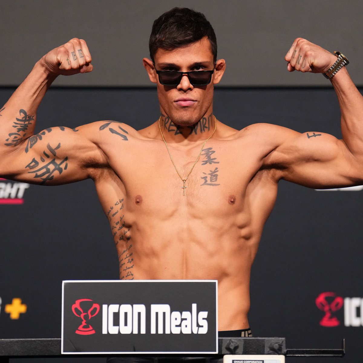 mma_orbit's tweet photo. 🚨| Caio Borralho tells @REALMMATODAY that he will weigh in as the backup fighter for the #UFC319 main event between Dricus Du Plessis and Khamzat Chimaev. ⚖️✅ https://t.co/KxqlMBvehH