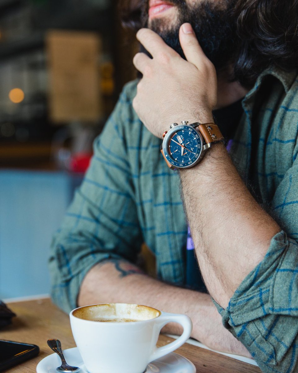 LIVwatches's tweet image. Engineered for impact 🔥⌚.

The 352nd Blue-Nosed P-51 Chrono fuses satin titanium with Swiss movement and WWII aviation spirit.

Bold, precise, and unforgettable.

pulse.ly/bbsmh9j0pe

#LIVWatches #P51Chrono #TitaniumWatch #SwissMade #MensStyle