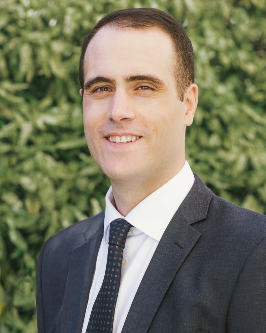 Congratulations to Michael Oland of <a href="/ADR_BC/">ADR Institute of British Columbia</a> on receiving his new Qualified Mediator designation.

Félicitations à Michael Oland de L’Institut de médiation et d’arbitrage de la Colombie-Britannique d’avoir reçue sa nouvelle désignation Médiateur breveté.