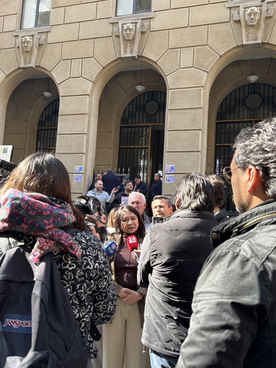 migueltopian's tweet image. Ahora manifestándonos por la desaparición de la concejala María Ignacia González #VerdadyJusticia