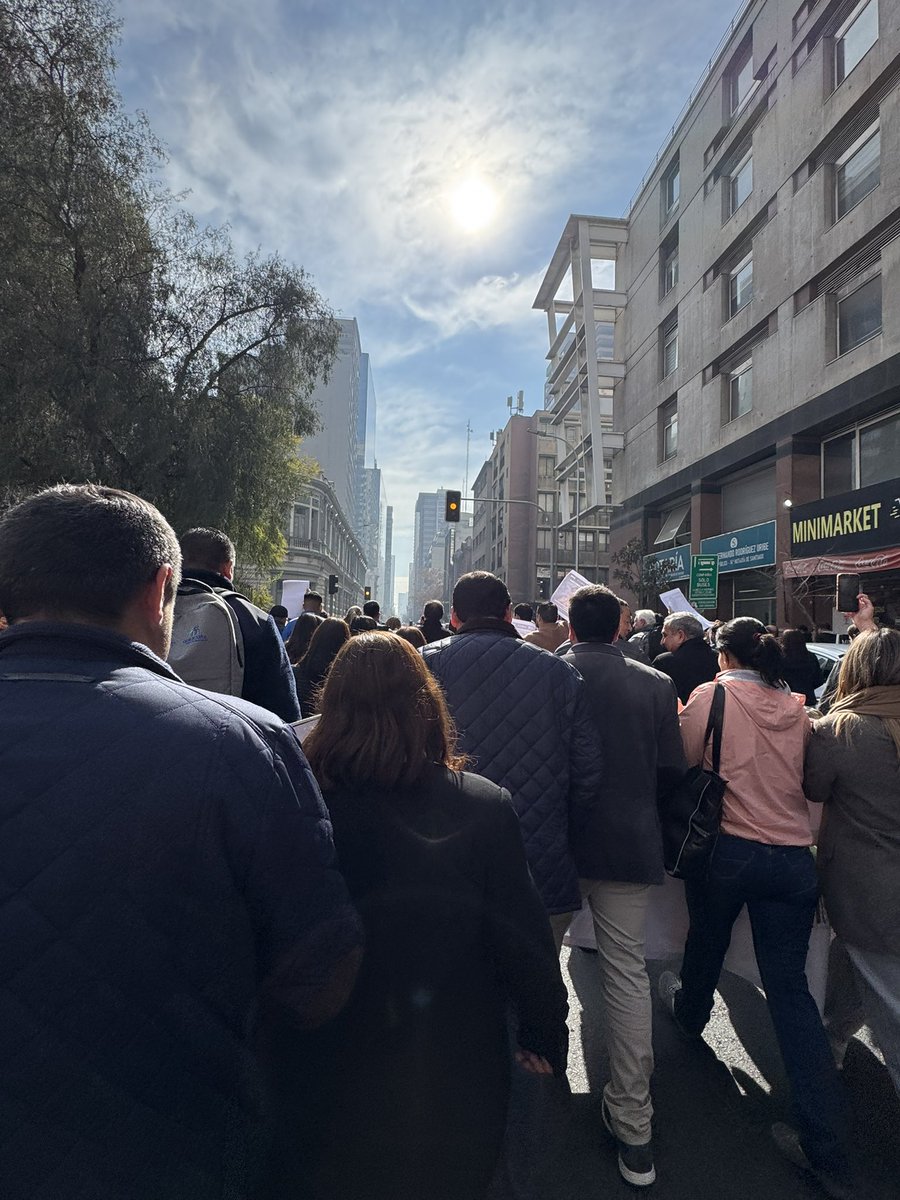 migueltopian's tweet image. Ahora manifestándonos por la desaparición de la concejala María Ignacia González #VerdadyJusticia