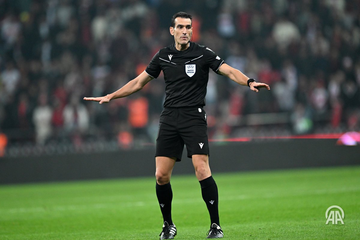 aa_spor's tweet image. 👤 Beşiktaş'ın UEFA Avrupa Ligi 2. eleme turu rövanş maçında Shakhtar Donetsk ile oynayacağı karşılaşmayı, İspanyol hakem Juan Martinez Munuera yönetecek.