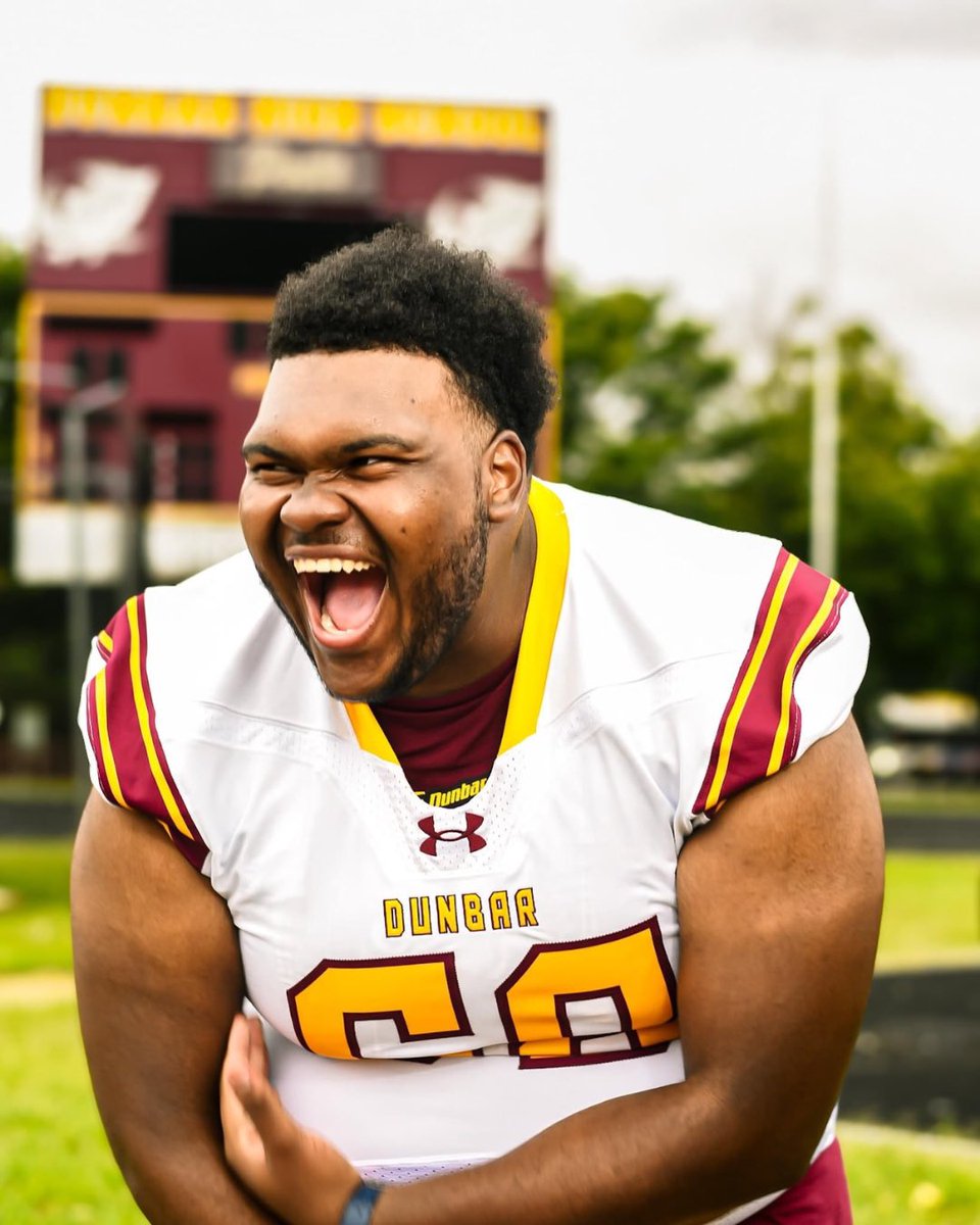 athleteoftheyear.org/2025/malik-3351 In the running for athlete of the year, voting is now open go vote!!!