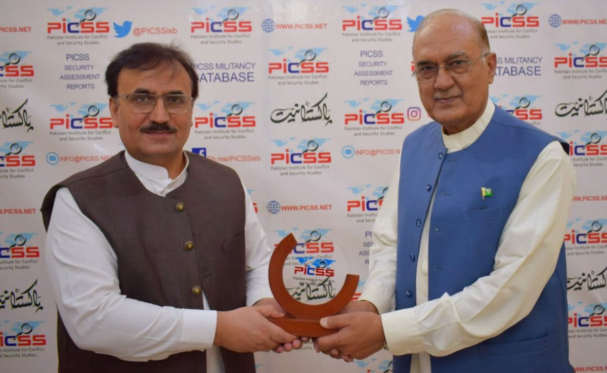 PICSSIsb's tweet image. PICSS hosted Lt. Gen Naeem Khalid Lodhi (R) for its 4th Guest Lecture, discussing military diplomacy&apos;s role in Pakistan&apos;s geopolitics and the ideological roots shaping its foreign policy. #PICSS #MilitaryDiplomacy #Pakistan