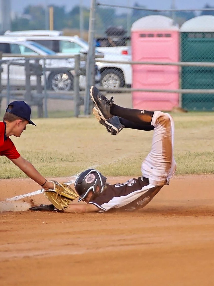 BaseballAlberta's tweet image. Now that’s a scorpion slide… 😂