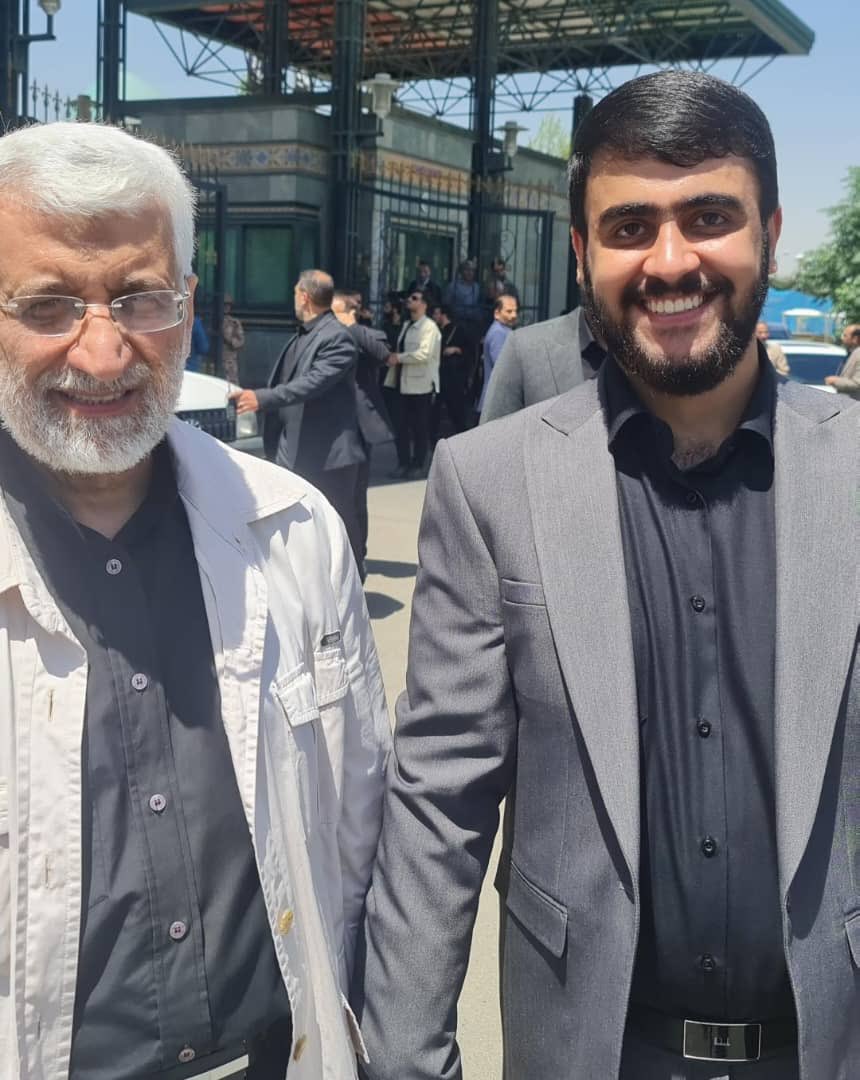 rezazadeh_ir1's tweet image. کلاس های کیف کشی را نزد اوشون بیاموزید 
#مهرشاد_سهیلی