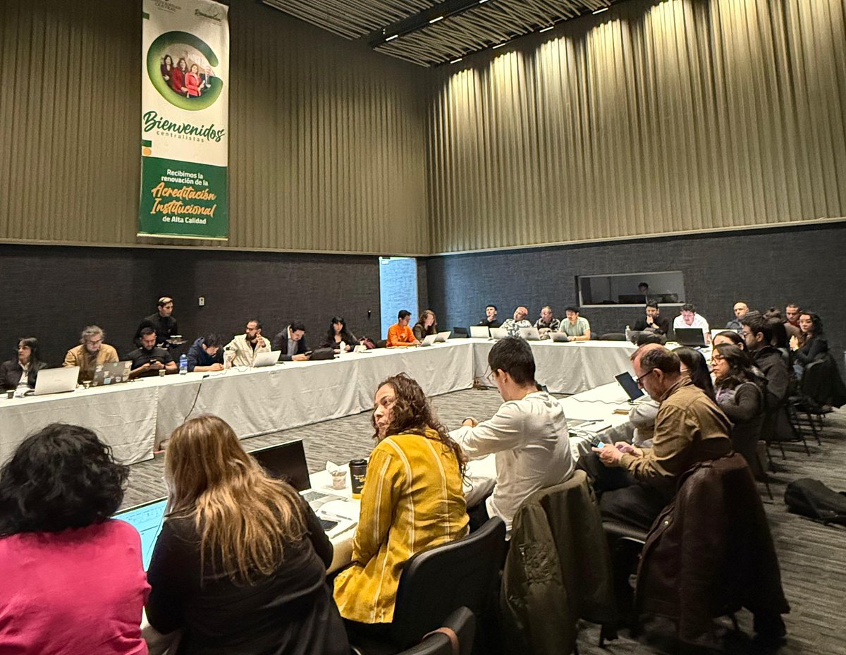 Unidad de Búsqueda de Personas Desaparecidas (@ubpdcolombia) on Twitter photo <a href="/hrcberkeley/">Human Rights Center</a> La @UBPDColombia agradece a <a href="/WGEID/">UN Working Group on Enforced Disappearances</a> y a <a href="/hrcberkeley/">Human Rights Center</a>, y a la <a href="/ucentralbogota/">Universidad Central</a> por prestar sus instalaciones para el desarrollo de este evento, clave para fortalecer los recursos investigativos para la búsqueda.
#LaBúsquedaNosUne
3/3 🧵 <a href="/hrcberkeley/">Human Rights Center</a> La @UBPDColombia agradece a <a href="/WGEID/">UN Working Group on Enforced Disappearances</a> y a <a href="/hrcberkeley/">Human Rights Center</a>, y a la <a href="/ucentralbogota/">Universidad Central</a> por prestar sus instalaciones para el desarrollo de este evento, clave para fortalecer los recursos investigativos para la búsqueda.
#LaBúsquedaNosUne
3/3 🧵