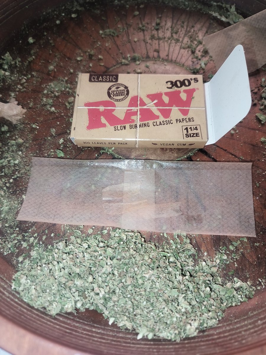 HighAFOne's tweet image. How do you Raw?
@rawkandrolling
I like a long ass joint
#Mmemberville