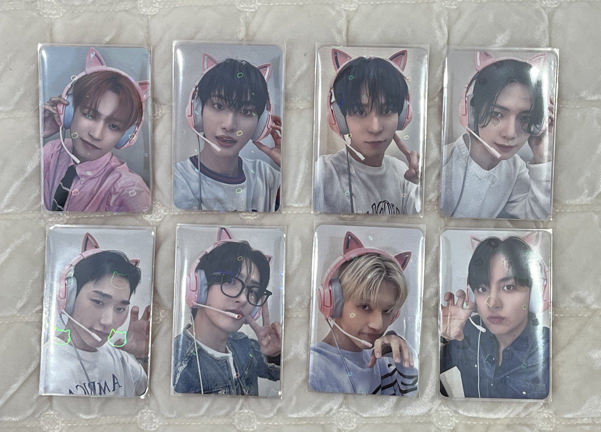 ot8 discord kitten ateez set with cat holo sleeves... This is what life is all about ❤️