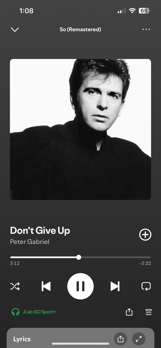JasonD79's tweet image. Such a beautiful song. Kate Bush crushes it.