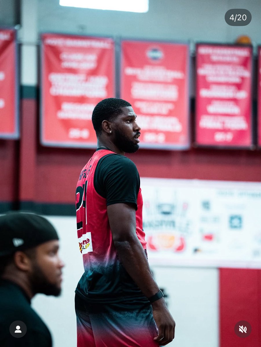 Alex Poythress tweet media