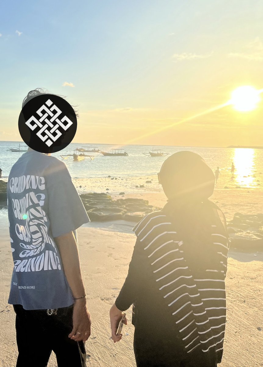tomcatcatt's tweet image. gRitual @ritualfnd ❖
#MyRitualChain today was vibin' with a beautiful Bali beach sunset🌅
Sunset hits different when it's part of your ritual. One look and your mind's already at peace. some quiet time to realign vibes.
What ur Ritual?
@0xWnanta @supermasteen