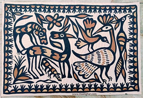 pubpolnet's tweet photo. Sohrai Art of Jharkhand was spotlighted at Kala Utsav 2025 at Rashtrapati Bhavan, hailed by the @rashtrapatibhvn (President Droupadi Murmu) as reflecting “the soul of India.”

Read more: https://t.co/F97GOp6YyT https://t.co/mMlpyULpCx