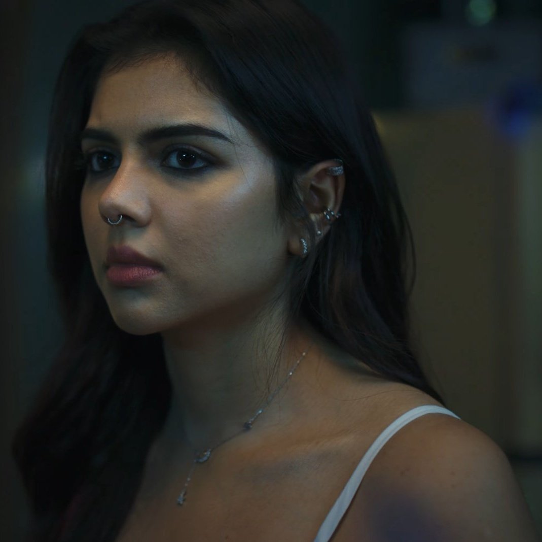 Kalyani Priyadarshan  Kalyani Priyadarshan close up  Kalyani Priyadarshan photos  South Indian actresses  Celebrity beauty close-up