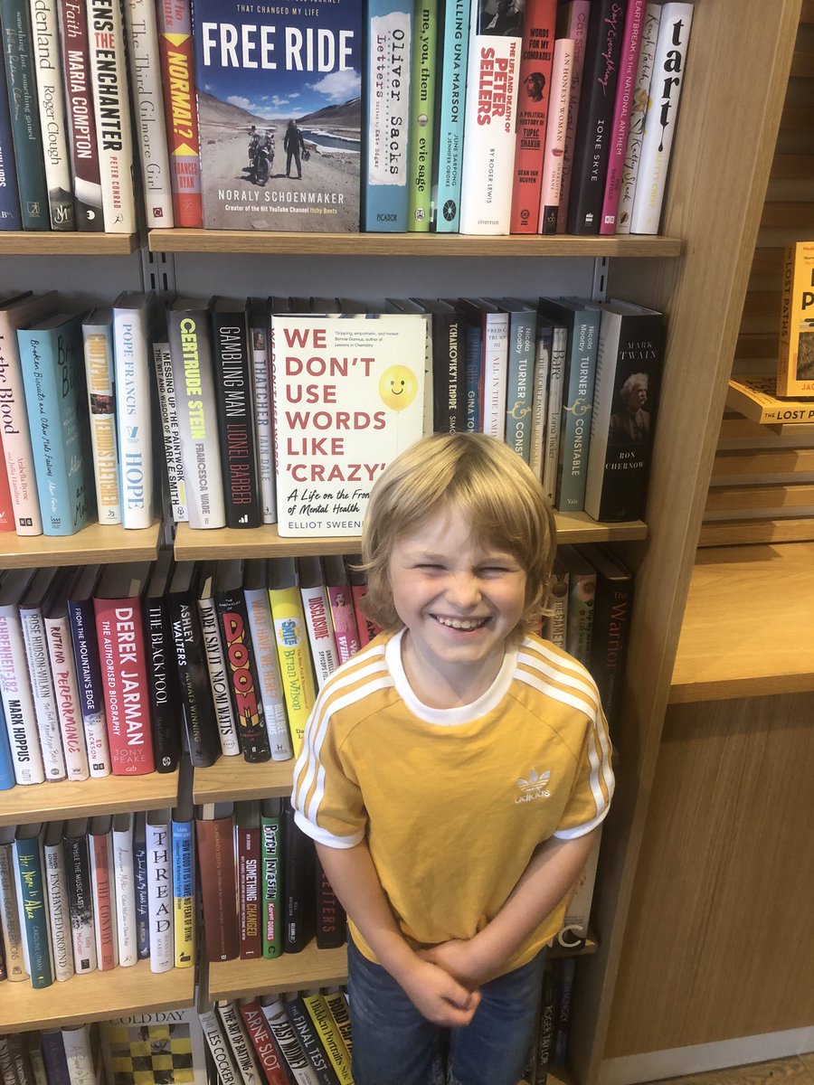 elliotfsweeney's tweet image. Some more book signing with my loyal assistant this time at Waterstones Harrogate - staff are still buoyant from the crime writing festival
#waterstones #mentalhealth #harrogate