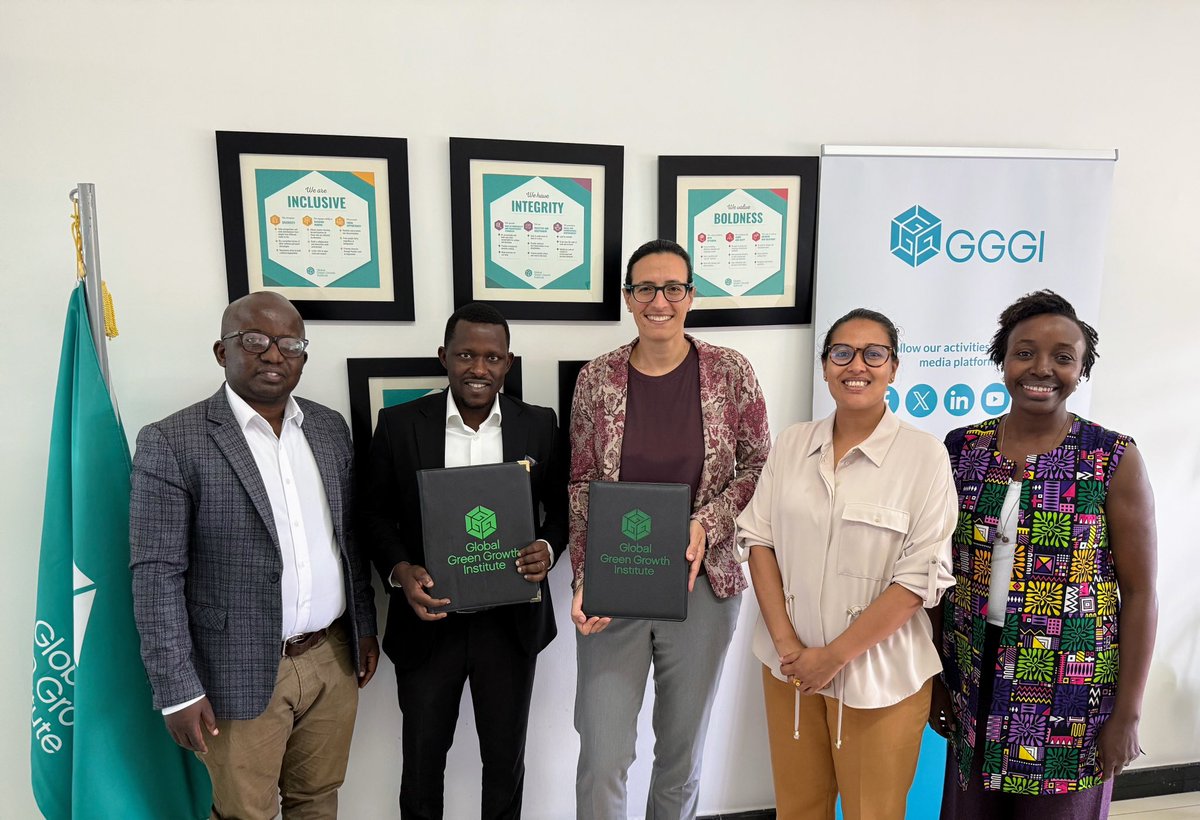GGGI Rwanda (@gggi_rwanda) on Twitter photo 🌍Cooling with Purpose. Collaborating for Impact.
Today, <a href="/gggi_hq/">GGGI</a> formalized its collaboration with <a href="/ACES_Cooling/">ACES-Centre for Excellence for Sustainable Cooling</a> | the Africa Centre of Excellence for Sustainable Cooling and Cold Chain —marking the beginning of a powerful partnership to advance sustainable, inclusive, and 🌍Cooling with Purpose. Collaborating for Impact.
Today, <a href="/gggi_hq/">GGGI</a> formalized its collaboration with <a href="/ACES_Cooling/">ACES-Centre for Excellence for Sustainable Cooling</a> | the Africa Centre of Excellence for Sustainable Cooling and Cold Chain —marking the beginning of a powerful partnership to advance sustainable, inclusive, and
