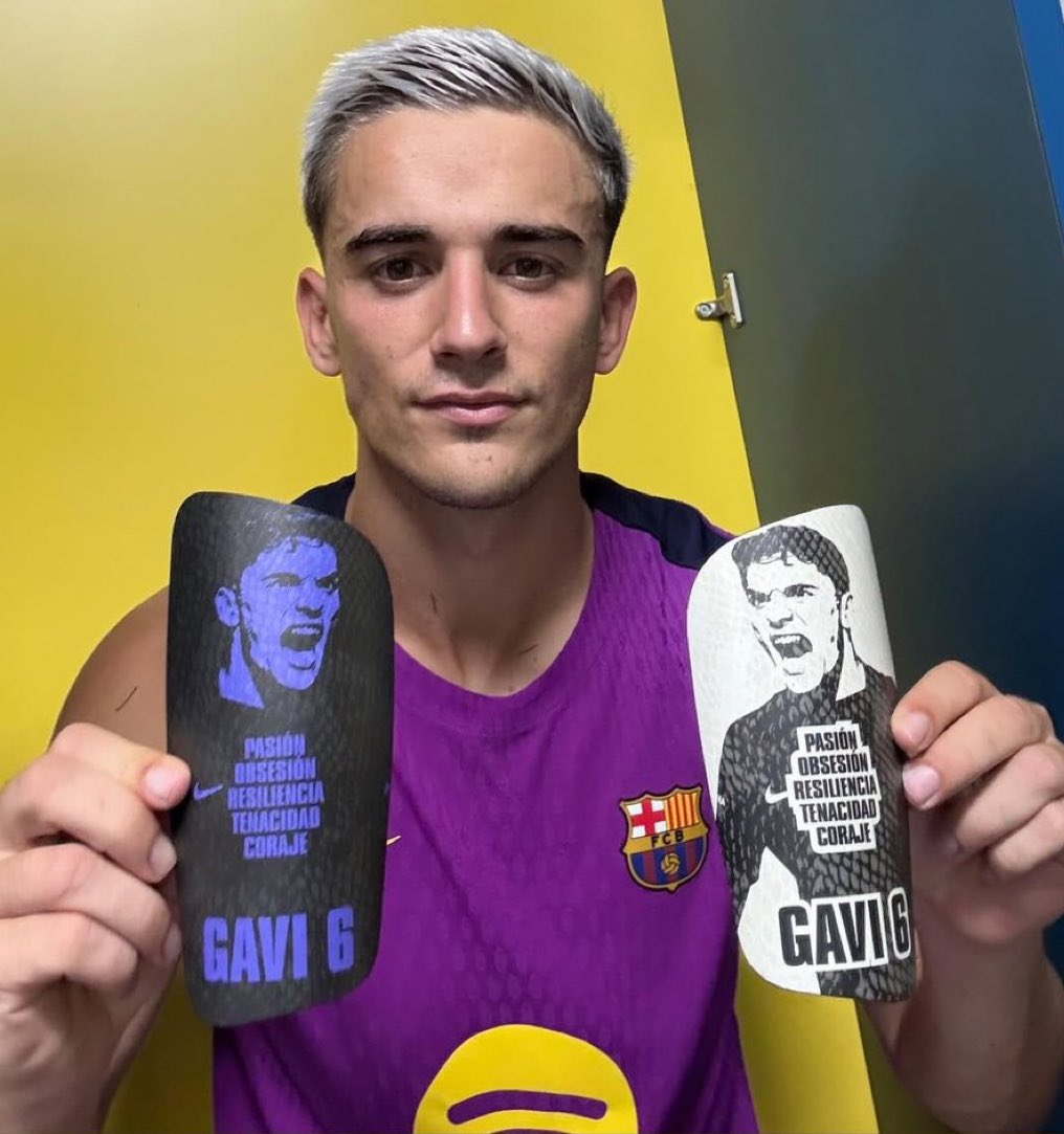 blaugranation_'s tweet image. 🚨Les protège-tibias de Gavi :
- Passion
- Obsession
- Résilience
- Ténacité
- Courage
